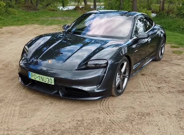 Porsche Taycan Turbo - jest szybkie, ale czy to ma sens?
