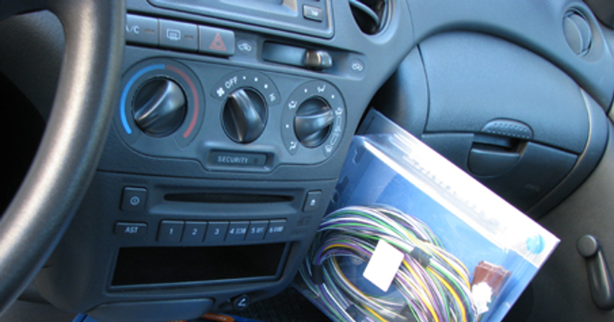 Więcej mocy, czyli rozbudowa fabrycznego systemu car audio