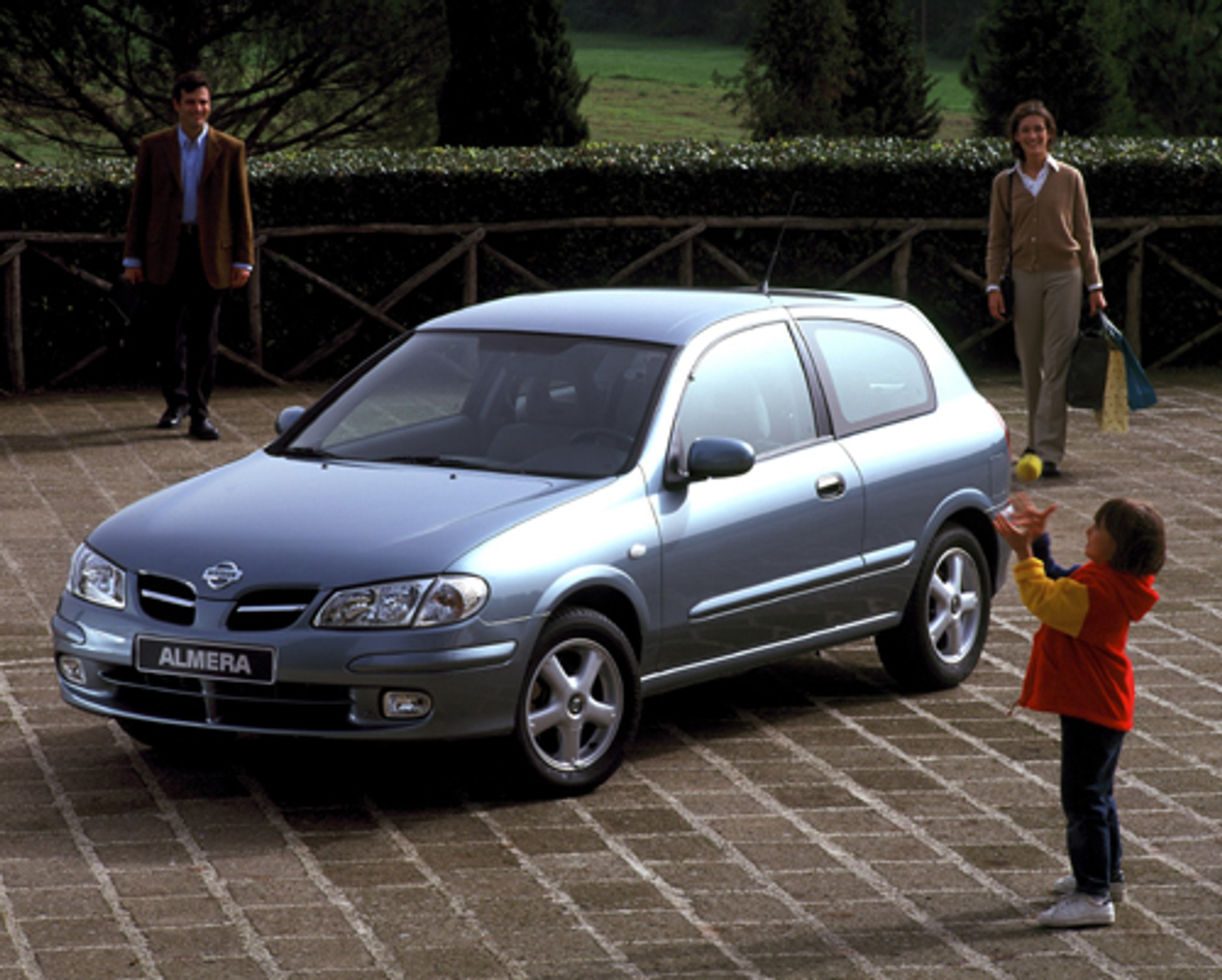 Nissan Almera II - Japończyk tylko z nazwy?