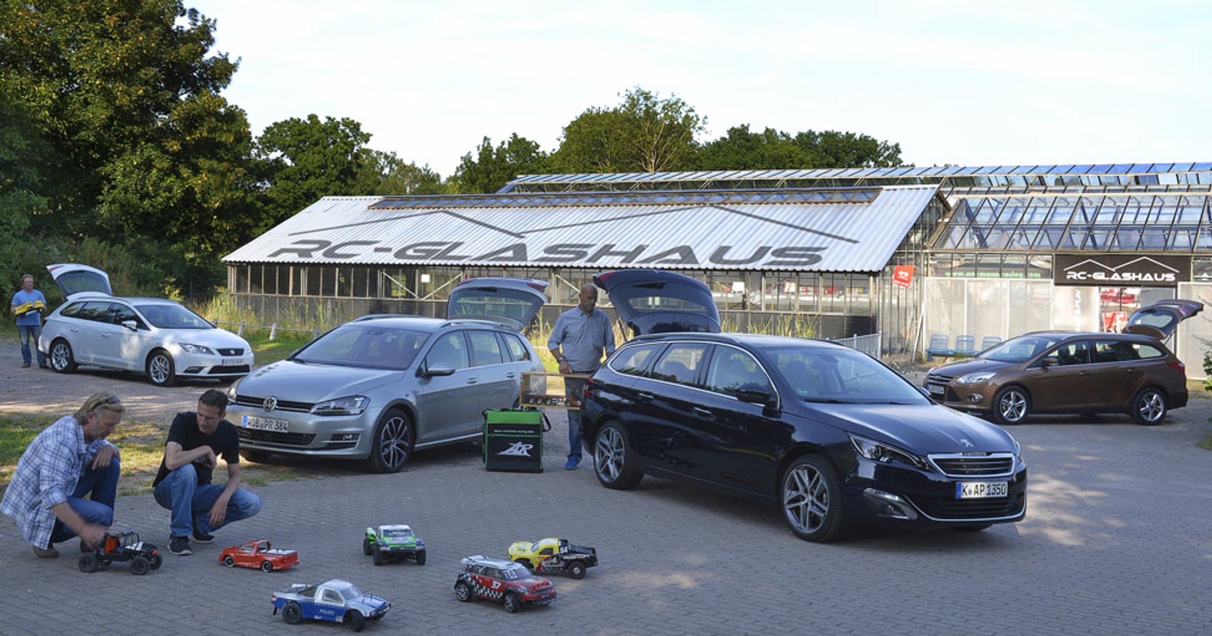 Ford Focus kontra Peugeot 308, Seat Leon, VW Golf - Szukamy mistrza pakowności