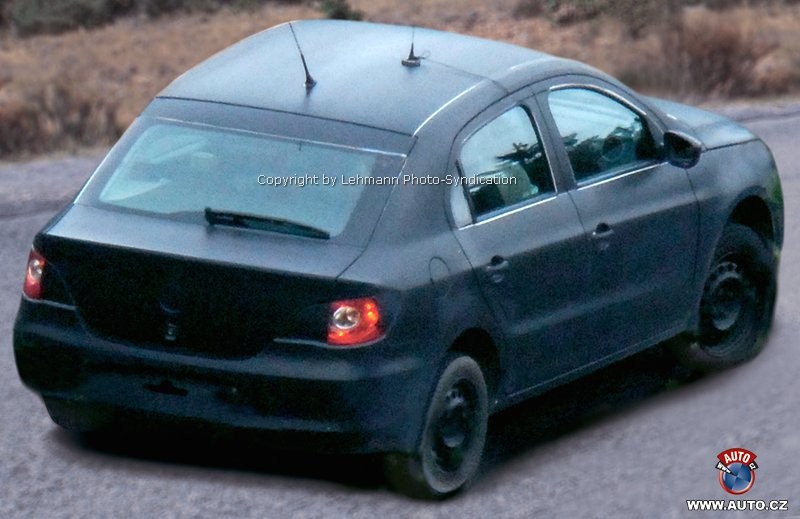 Zdjęcia szpiegowskie: VW Polo z DSG i silnikami 1,2 TSI, 1,6 TDI