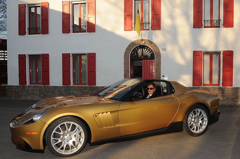 Ferrari P540 Superfast Aperta: złota seria 599 GTB na zamówienie