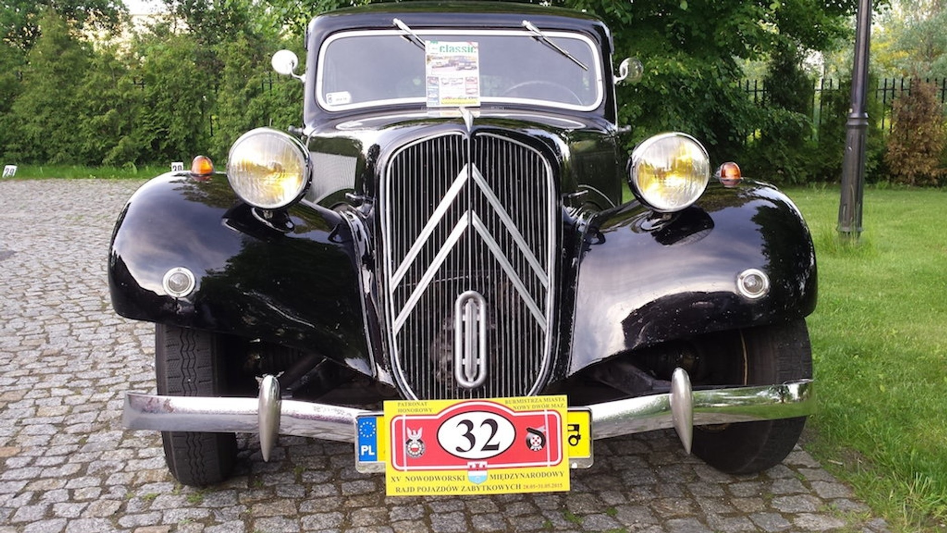 Rajd oldtimerów w Nowym Dworze