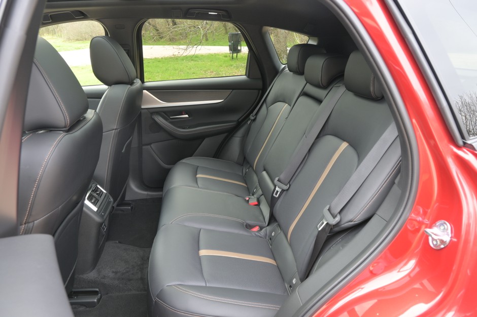 Mazda CX-60 2025