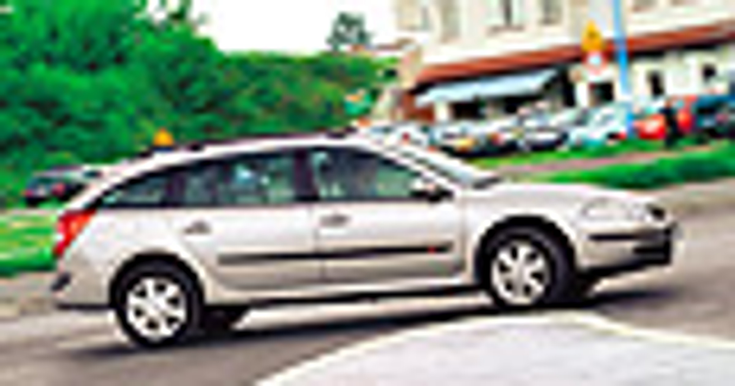 Renault Laguna GrandTour - Nie tylko na wakacje