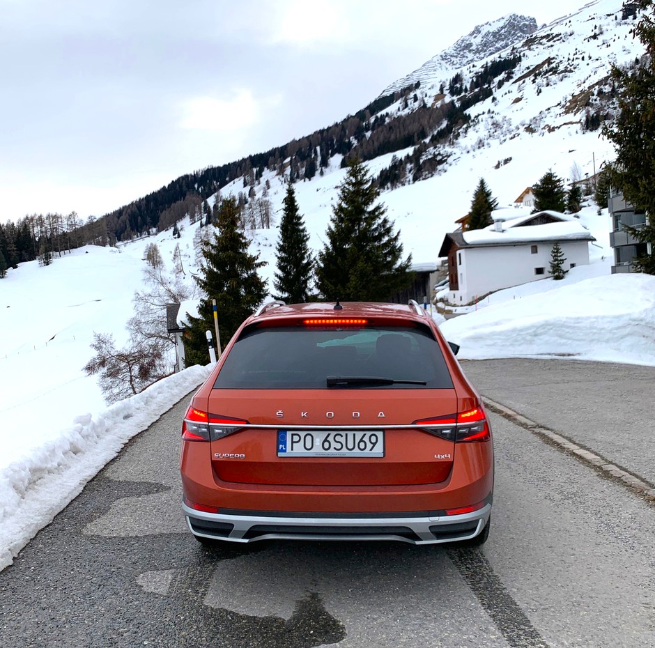 Skoda Superb Scout