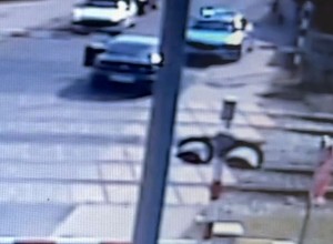 Dziwne zachowanie kierowcy na przejeździe. Dróżnik od razu powiadomił maszynistę i policję