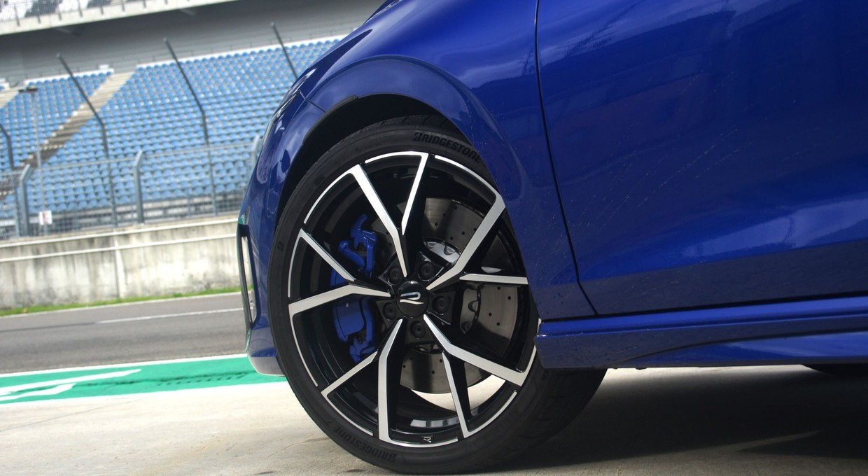 Volkswagen przecenił wszystkie sportowe Golfy. Nawet o... 42 tysiące zł
