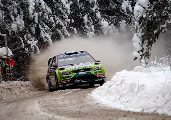 Rajd Szwecji 2010: piękny pojedynek Hirvonen - Loeb (relacja z 3. etapu)