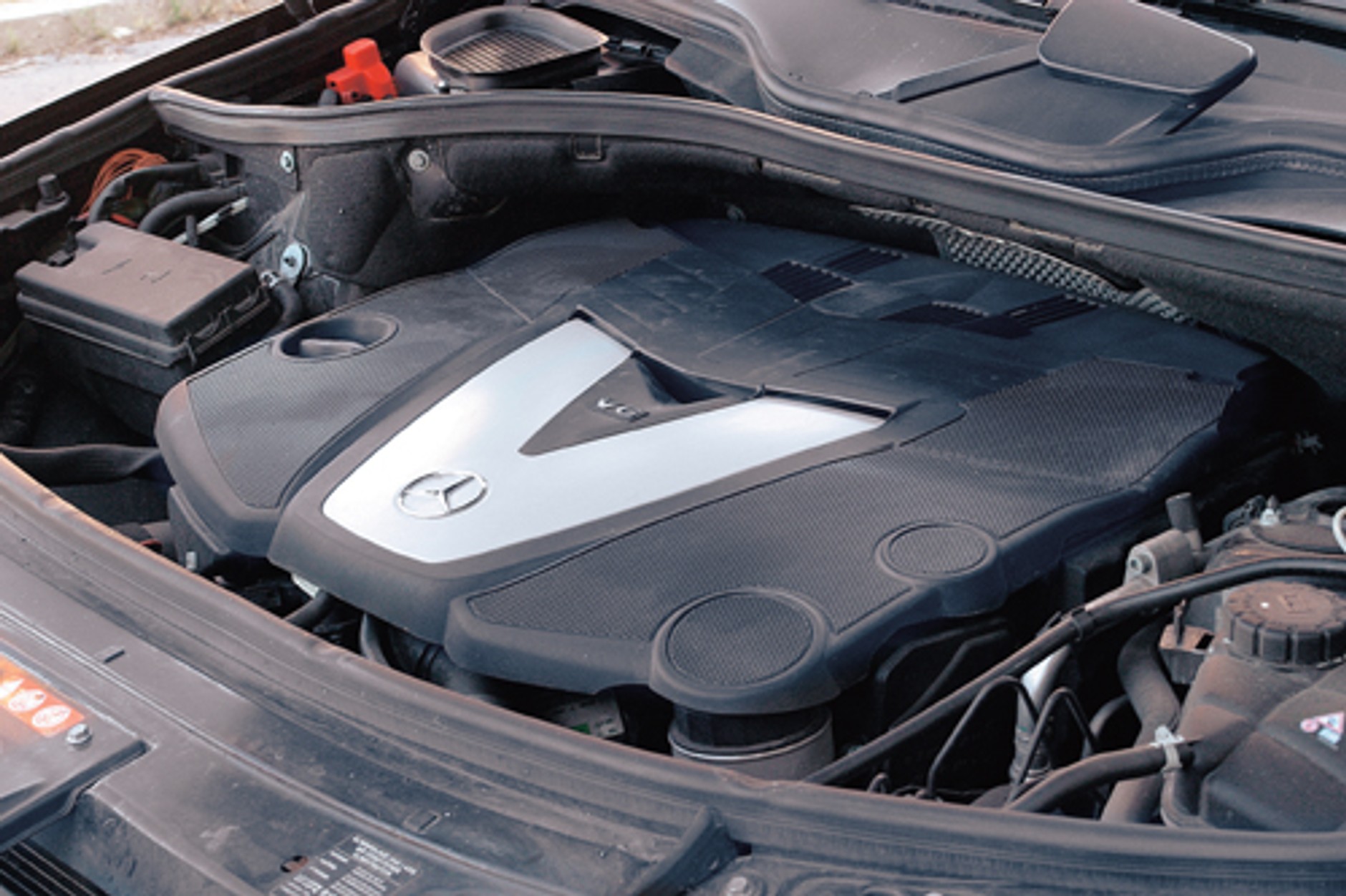 Mercedes ML, Jeep Commander - Różne wizje klasy   SUV