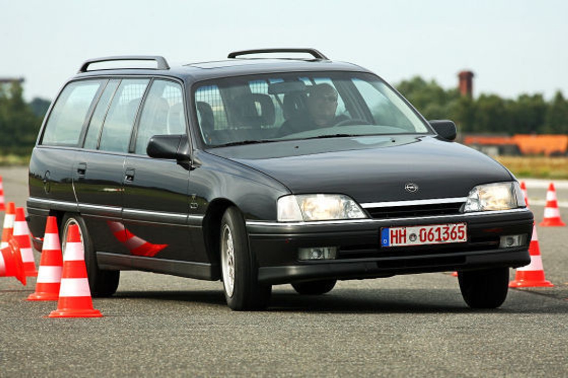 Mercedes W124,Opel Omega i Volvo 240: kombi marzeń sprzed lat!