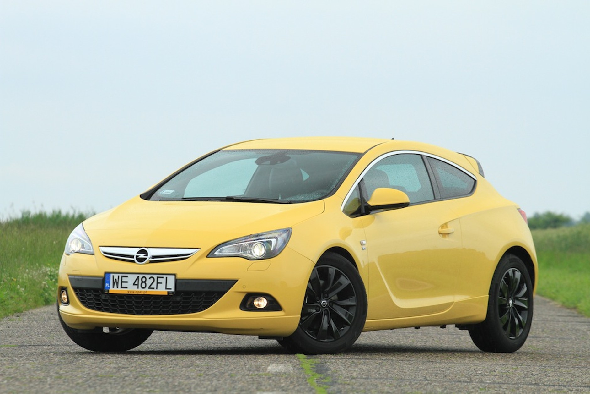 Opel Astra GTC 2.0 CDTI test