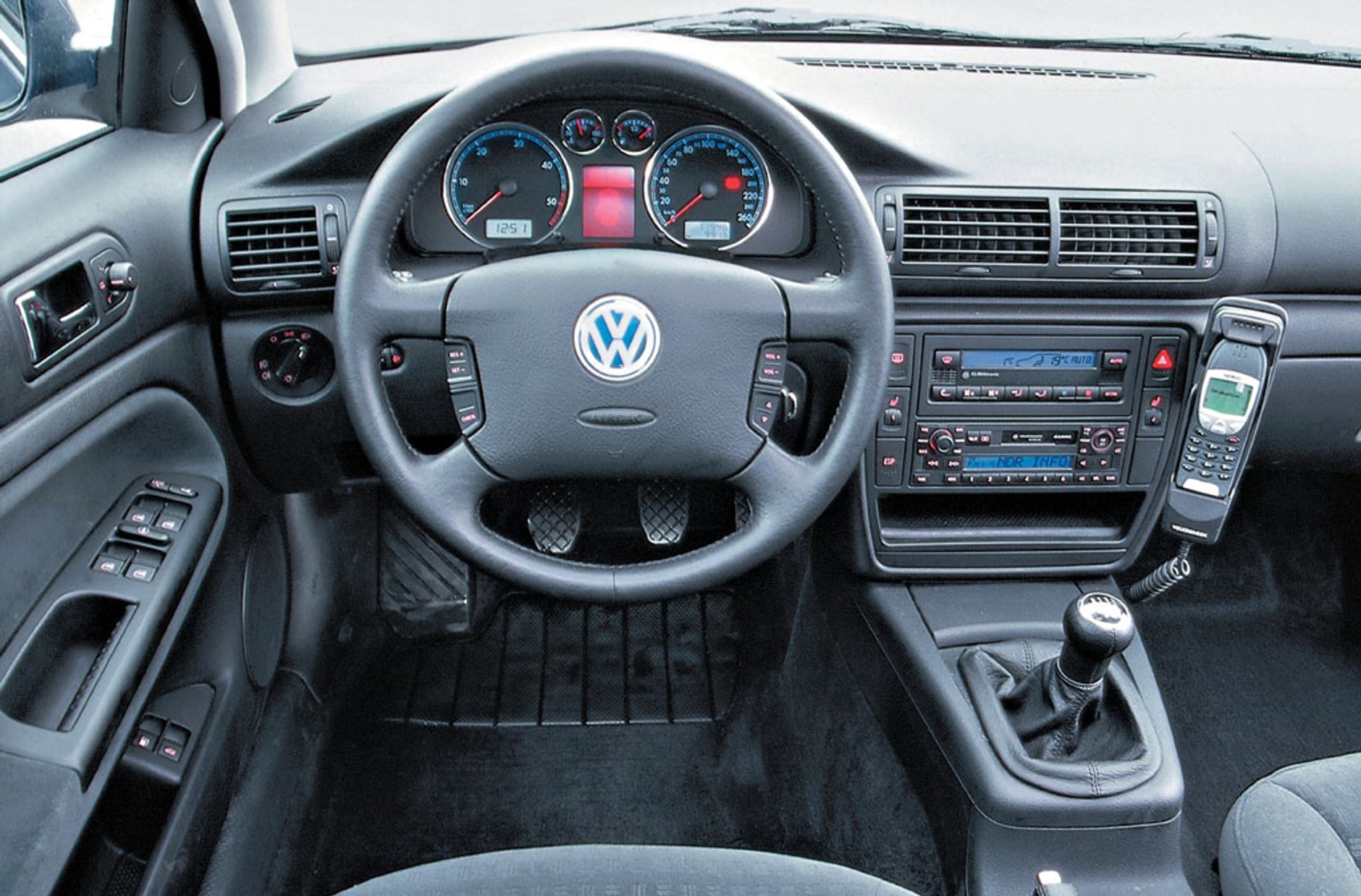 Przyjemność nie tylko dla kierowcy  -  Ford Mondeo 2.0 TDCi kontra Peugeot 406 2.2 HDI i Volkswagen Passat 1.9 TDI