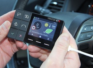 Jak oszczędzić na mandatach: test Yanosika GTR