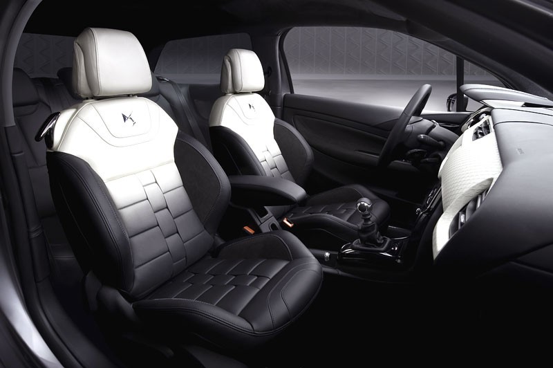 Citroën: prototyp DS INSIDE odkrywa swoje wnętrze