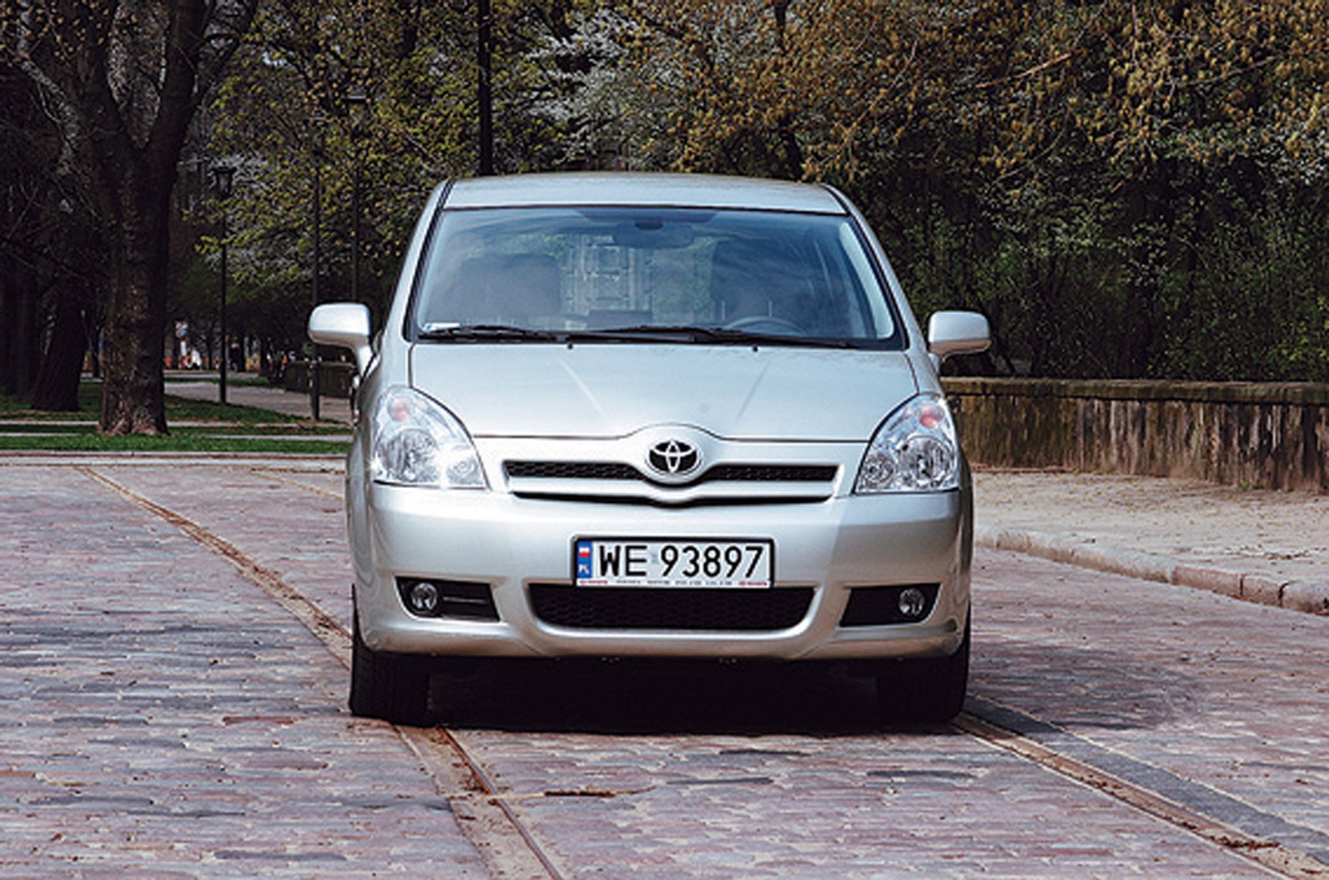 Ford Focus C-Max kontra Toyota Corolla Verso: vany idealne nie tylko w wakacje