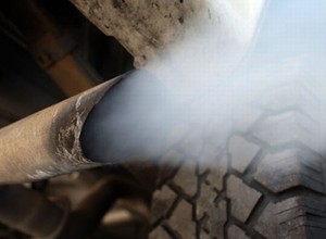 Unia przegłosowała dalsze zaostrzenie norm emisji CO2 w samochodach
