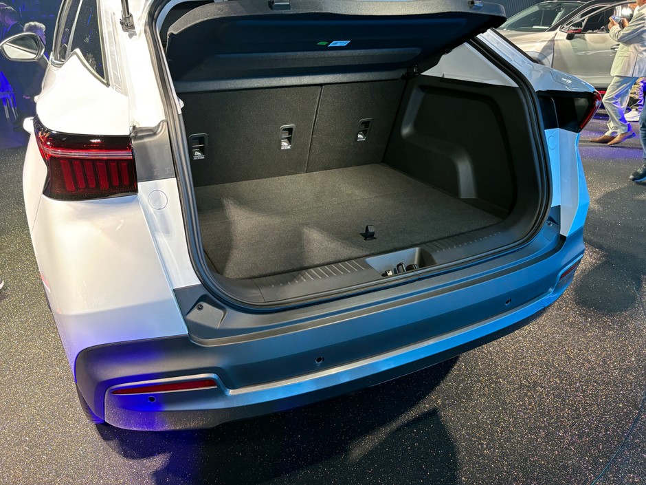 Omoda E5