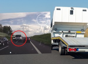 Kierowcy odbijali w ostatniej chwili. Tego na drodze się nie spodziewali [WIDEO]