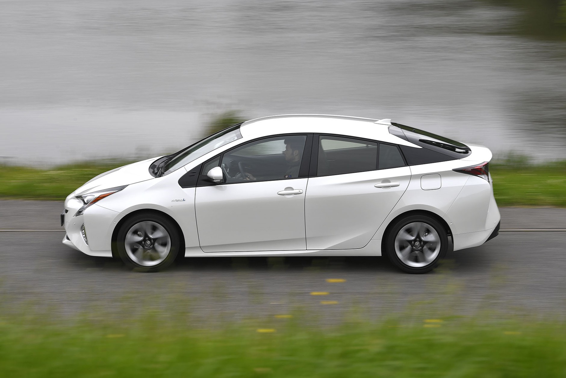 Używana Toyota Prius - ten samochód zaskakuje bezawaryjnością