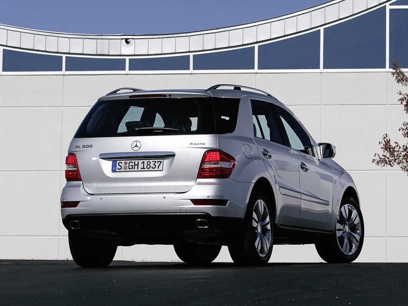 Mercedes-Benz M: facelifting stuttgarckiego SUV-a