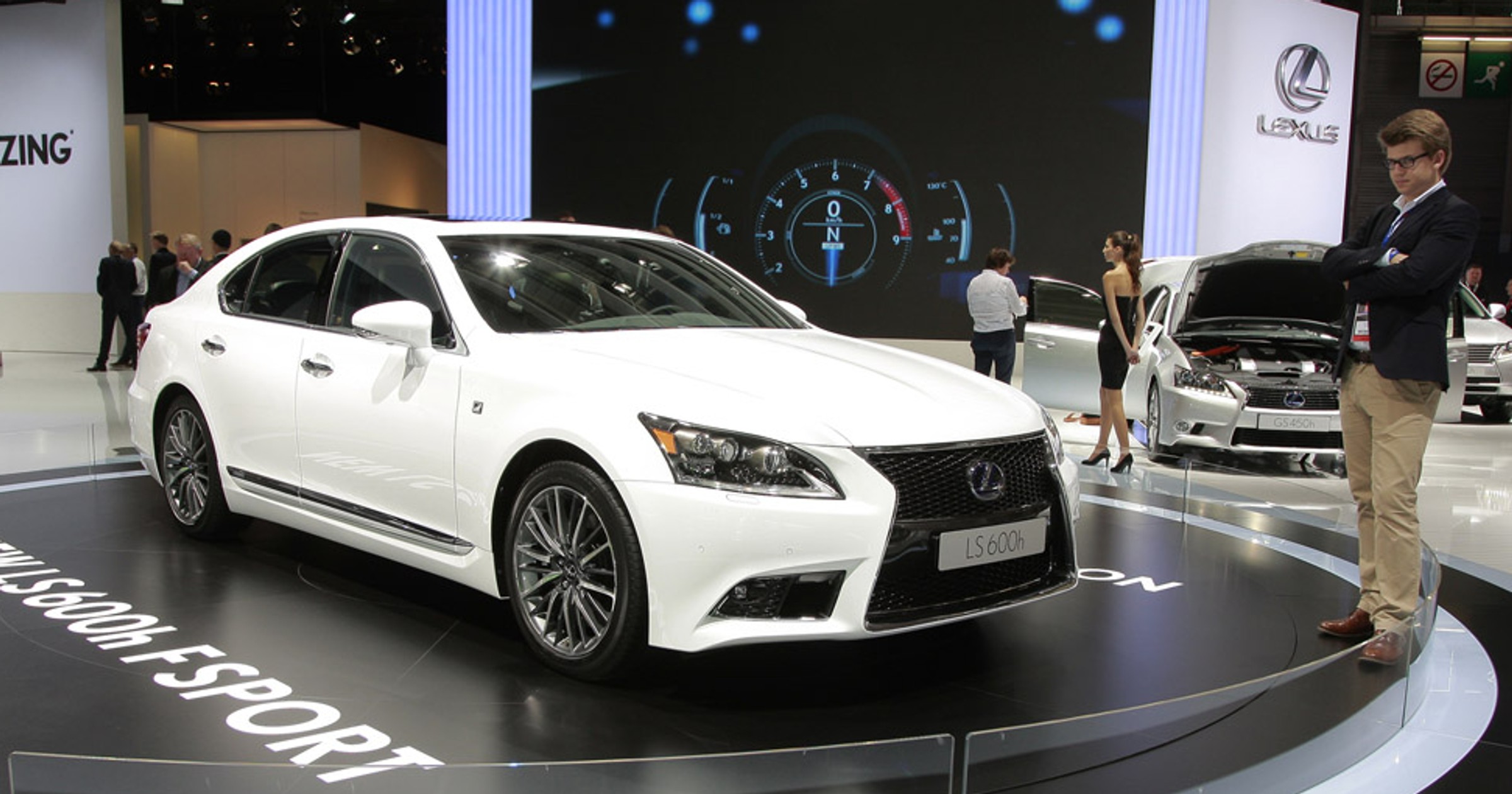 Lexus LS: duma Lexusa