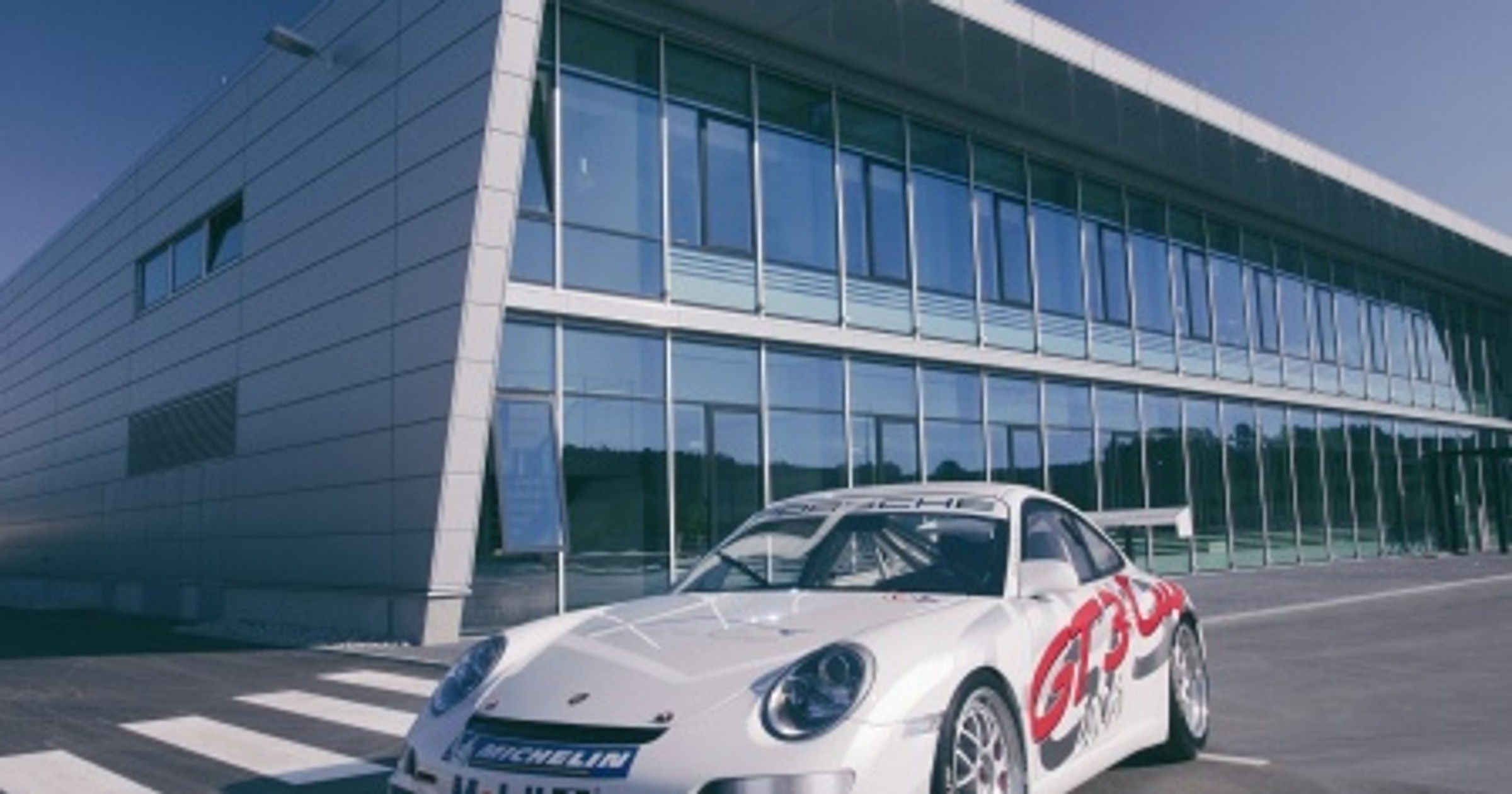 Porsche inwestuje w Centrum Badań i Rozwoju