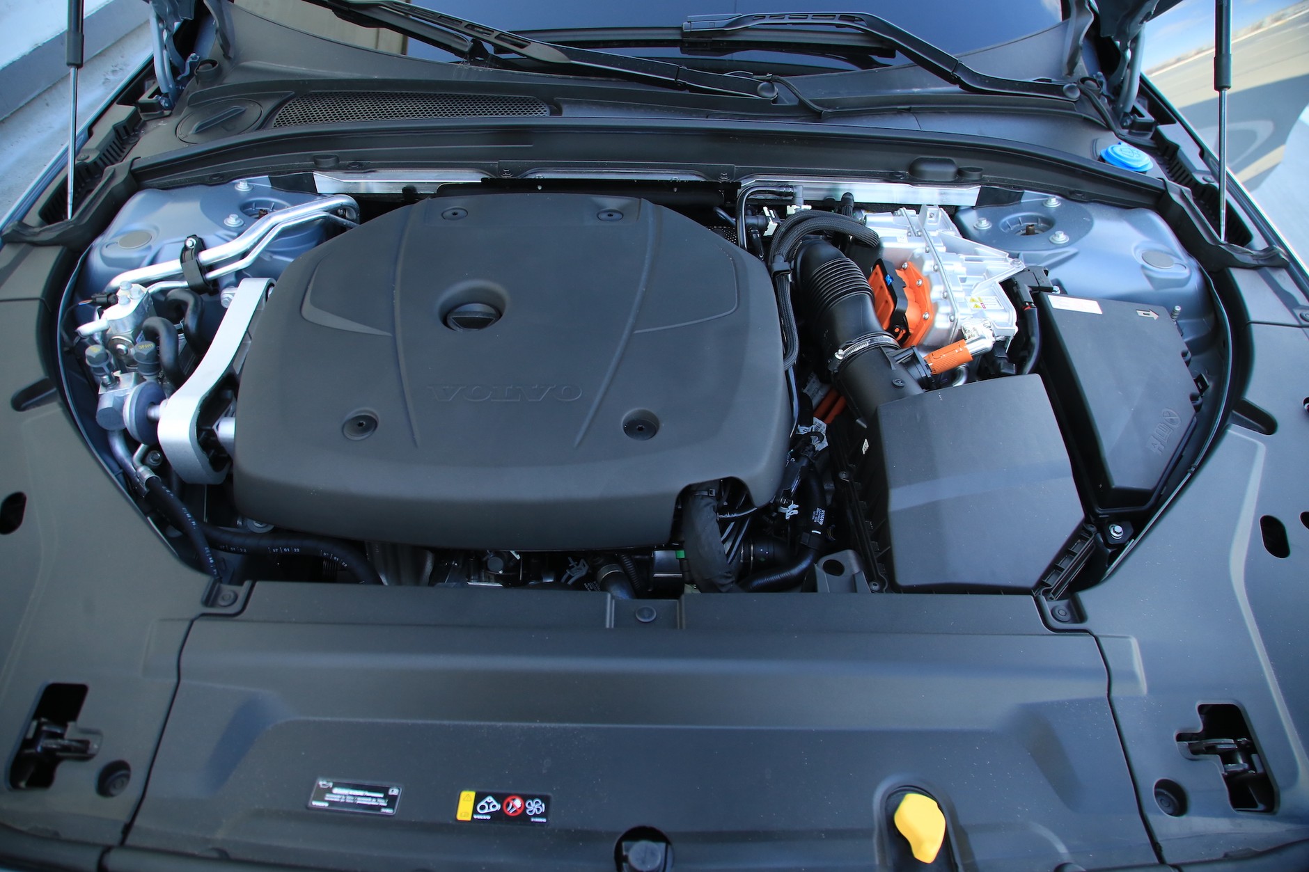 Volvo V90 T8 Recharge AWD