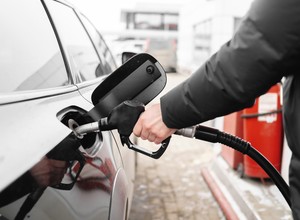 Wróciła szalona promocja na paliwo. Dzisiaj zatankujesz auto za 4,99 zł/l