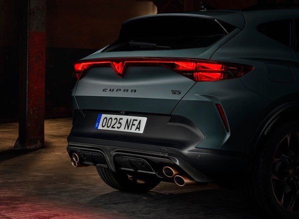 Formentor VZ5 powraca! Cupra znowu "pożyczyła" pięciocylindrowy silnik od Audi