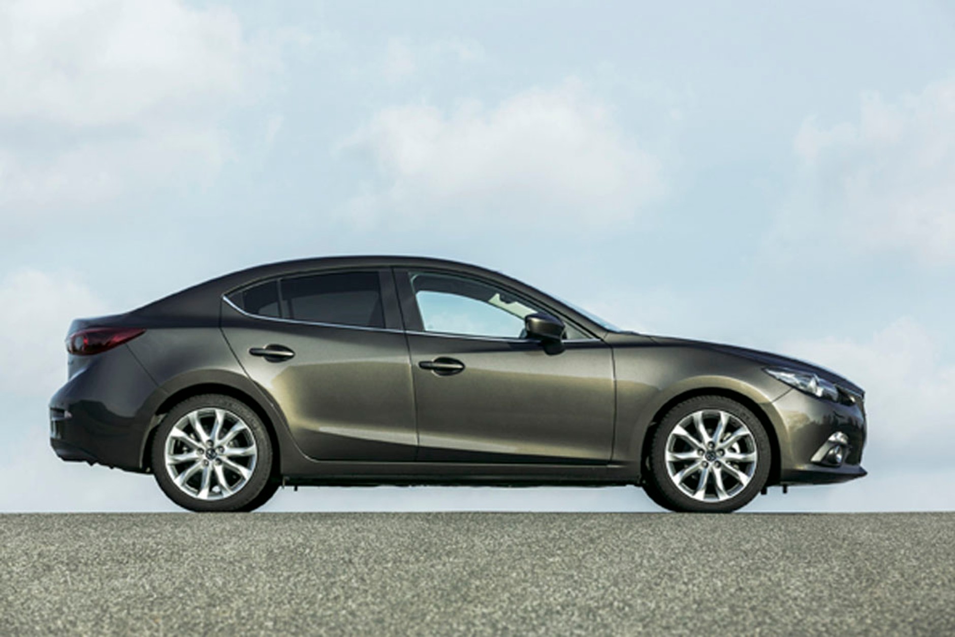 Miejsce 2 - Mazda 3 2.0 Skyactiv-G