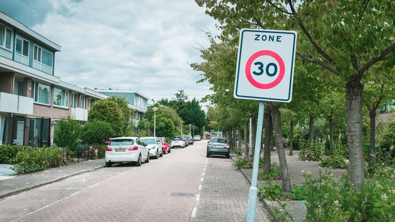 Holandia ograniczenie prędkości 30