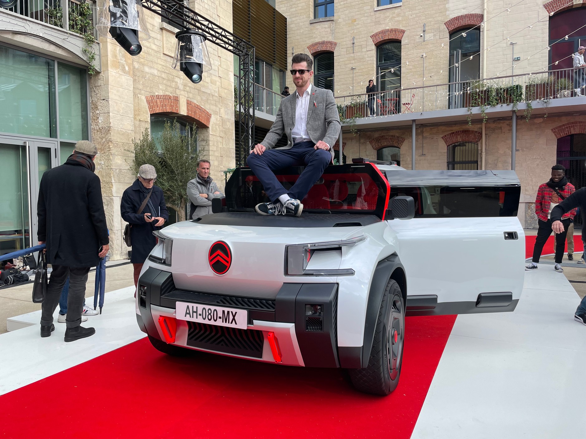 Koncepcyjny Citroen Oli [All-ë]