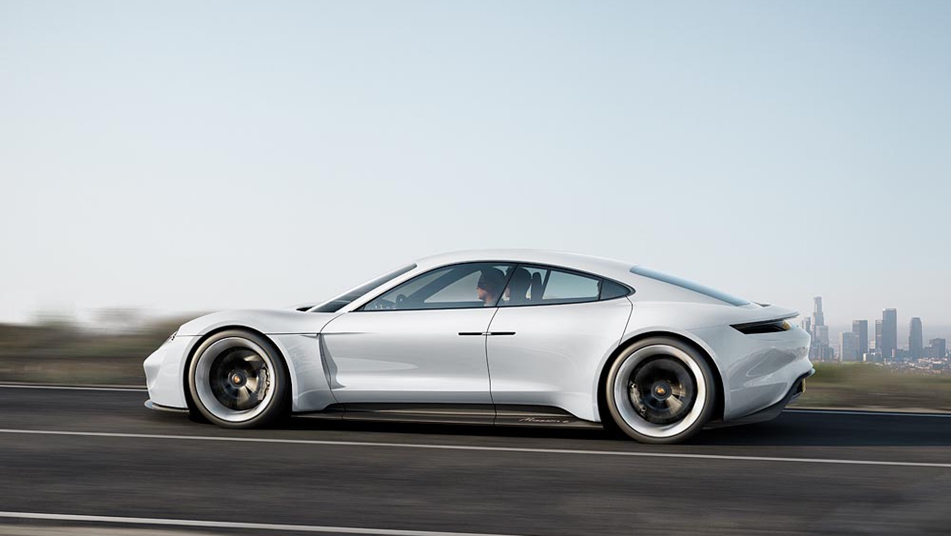Porsche Mission E - zapowiedź modelu Taycan