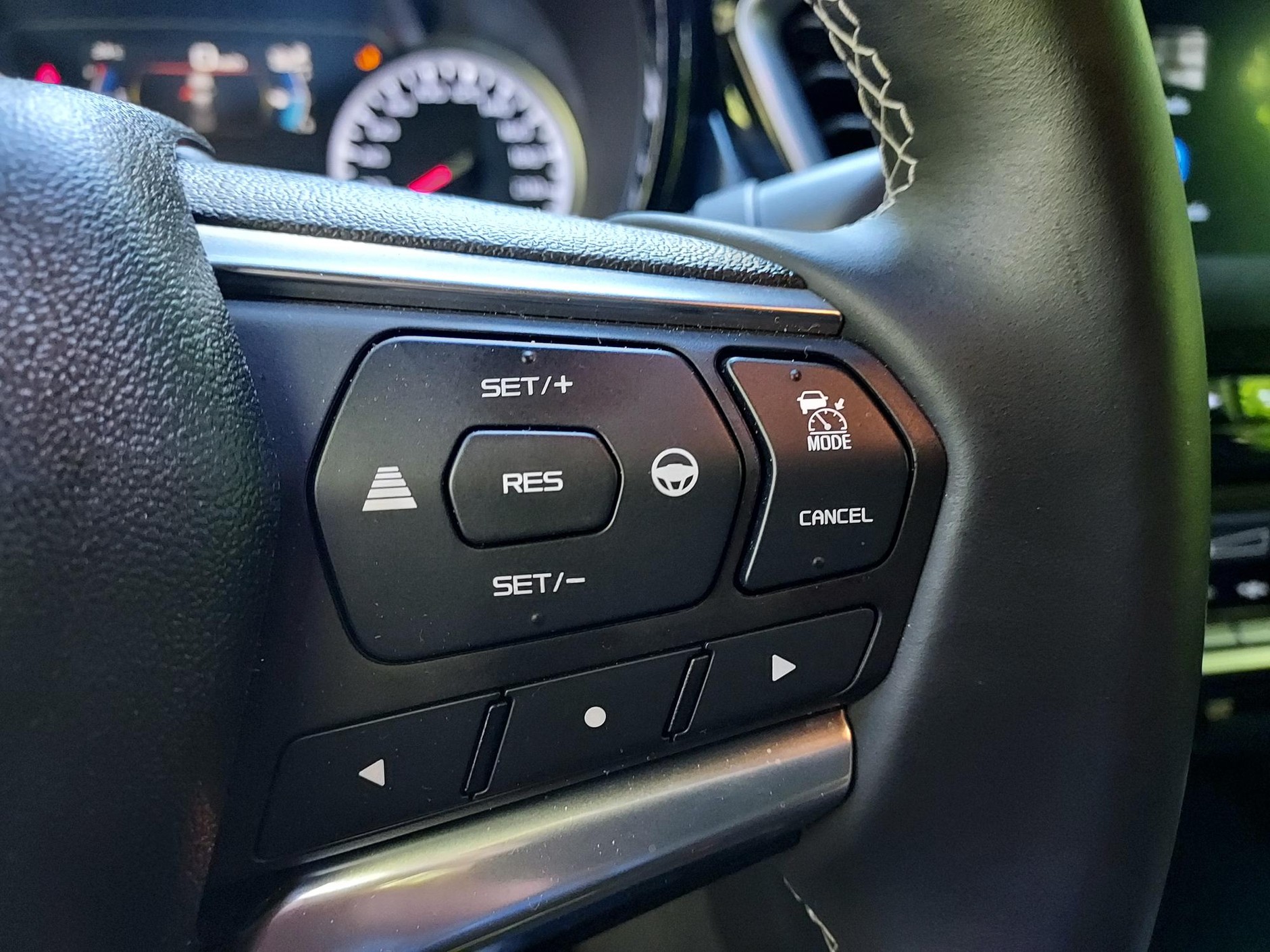 Isuzu D-Max 2023, lifting