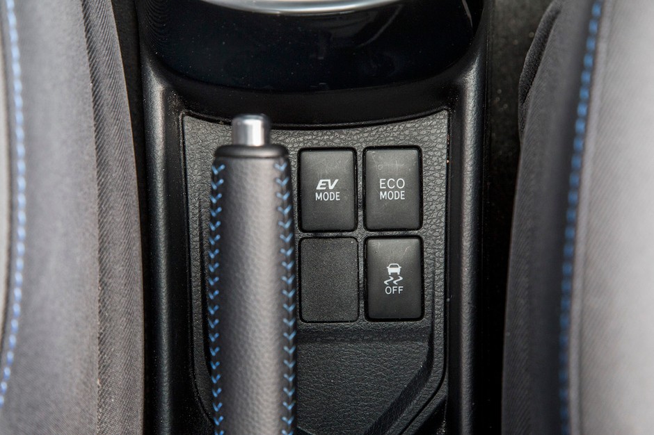 Toyota Yaris Hybrid Selection