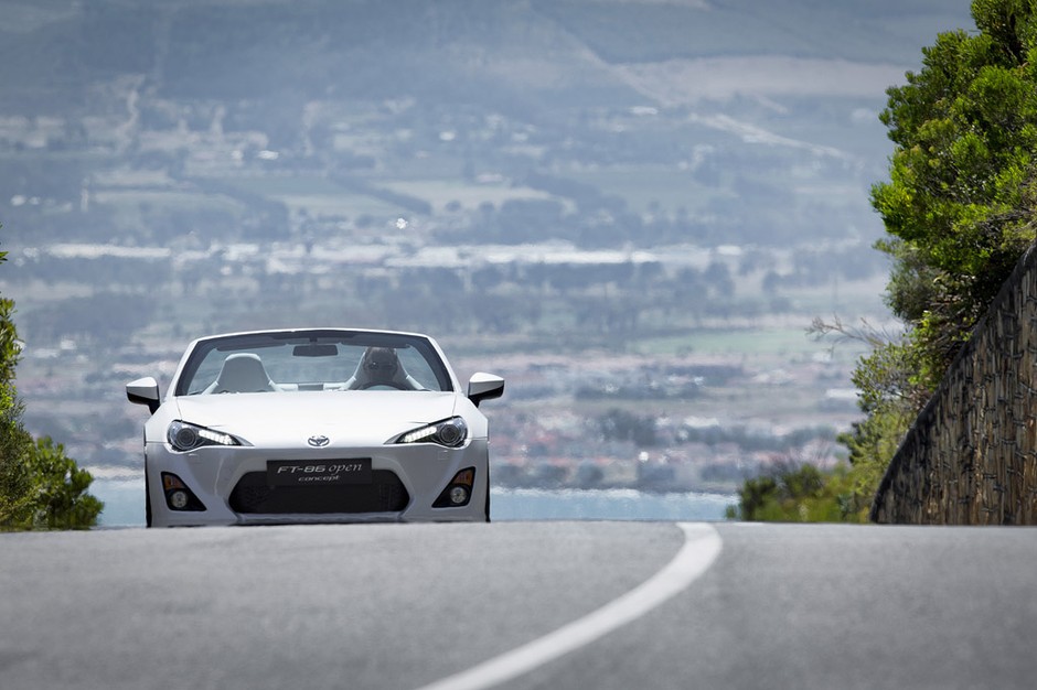 Toyota FT-86 Open: kabriolet dla przyjemności - zdjęcia