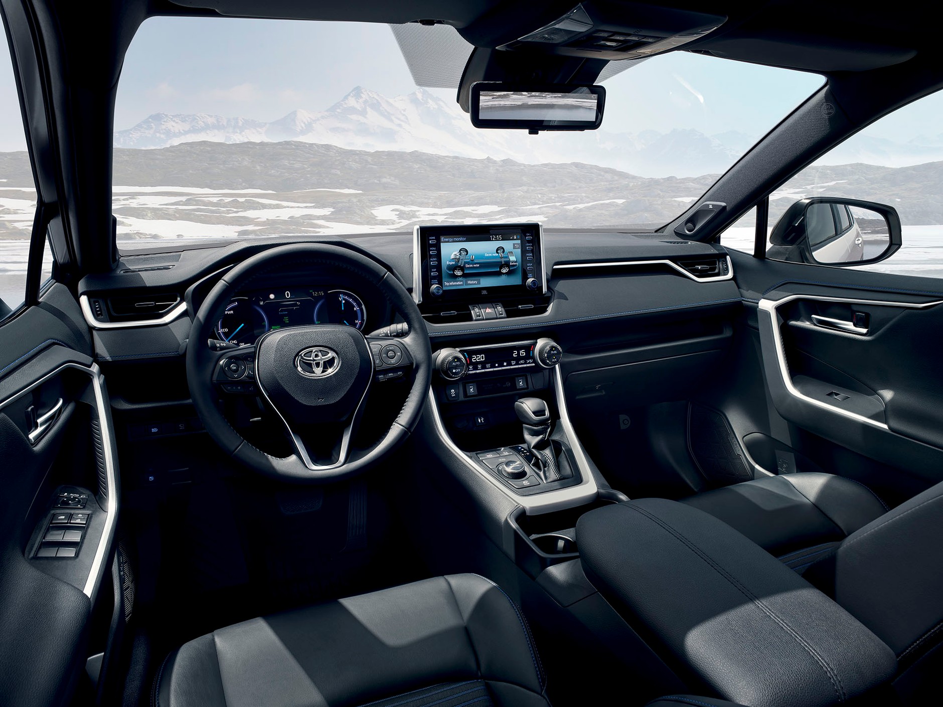 Nowa Toyota RAV4 - jak jeździ wersja hybrydowa?