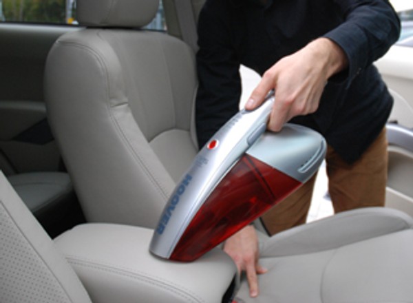 Odkurzacz ręczny do samochodu