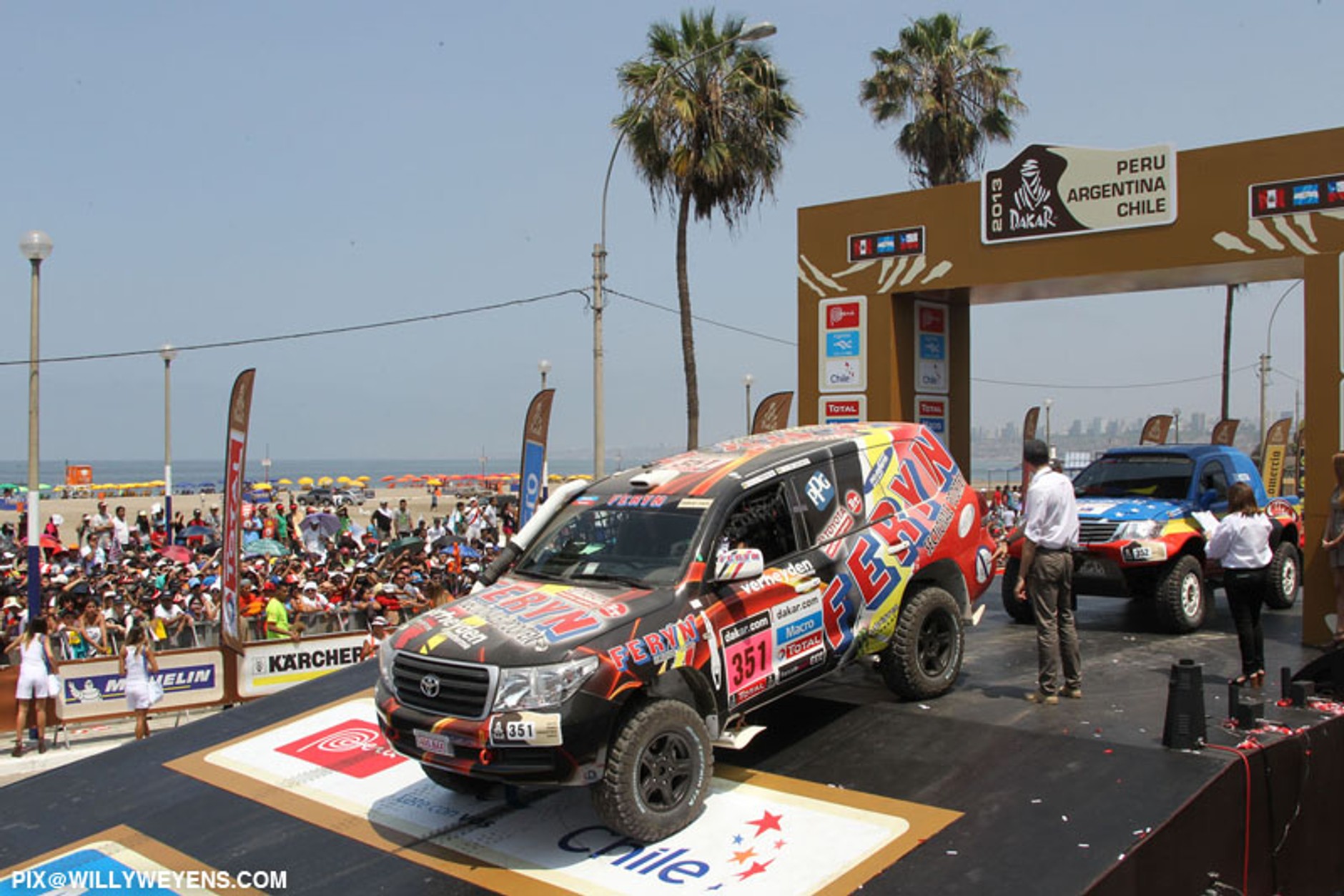 Dakar 2013: Hołowczyc i Przygoński w czołówce (I etap. wyniki, galeria)