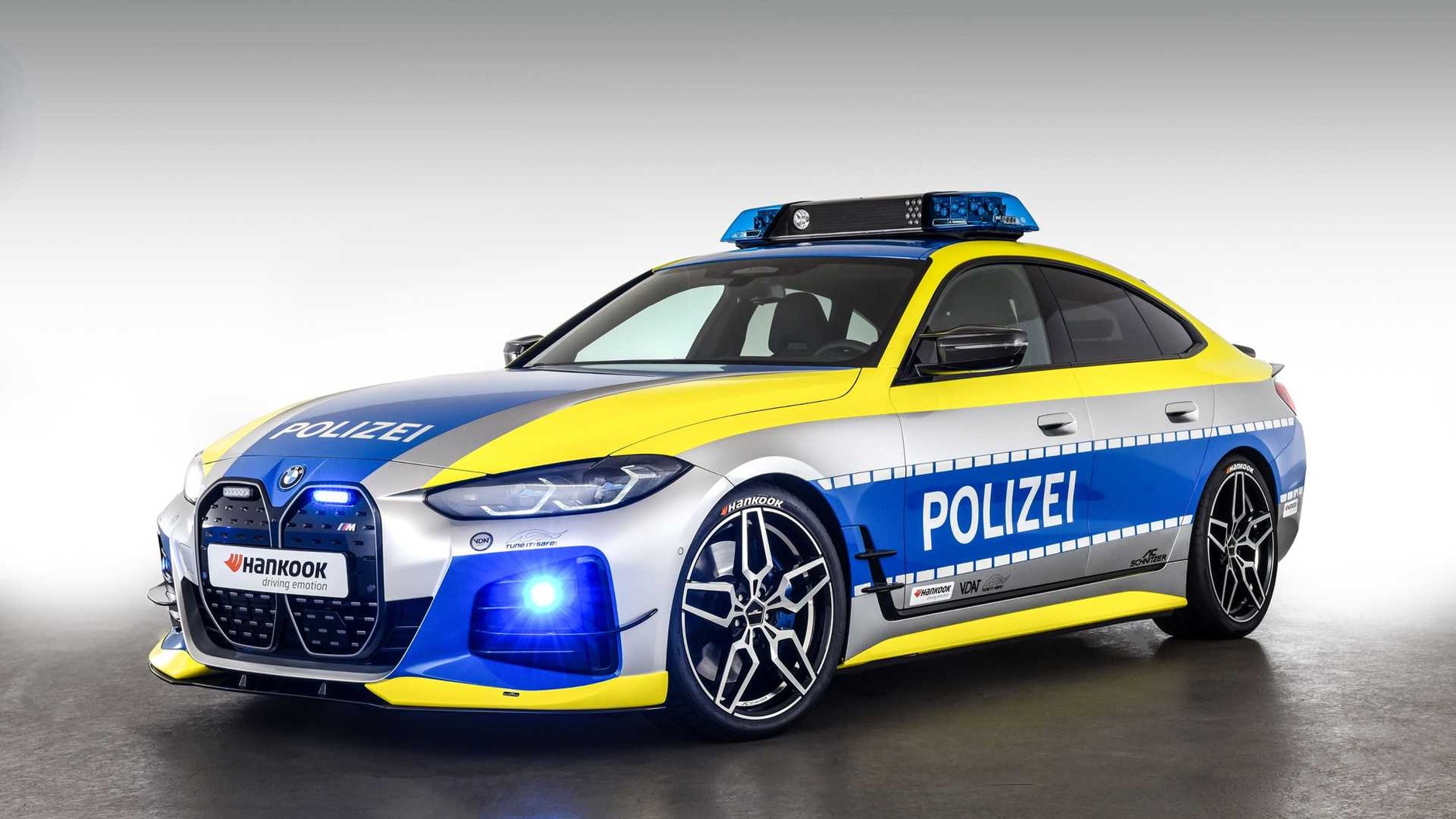 Koncepcyjny radiowóz BMW i4 AC Schnitzer
