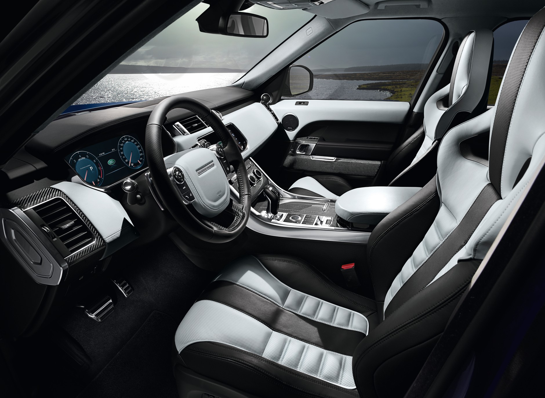 Range Rover Sport SVR