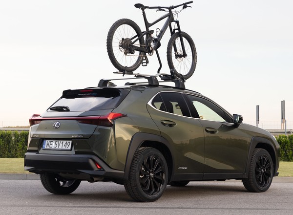 Lexus sypie nowymi rabatami. Tym razem nie chodzi i samochody