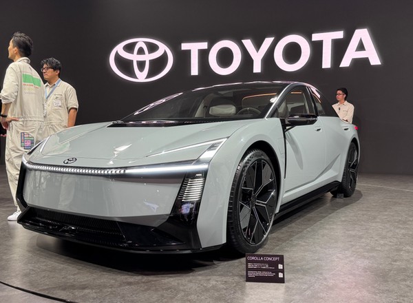 Widziałem spalinowy silnik nowej Toyoty Corolli. Będzie miał cztery cylindry