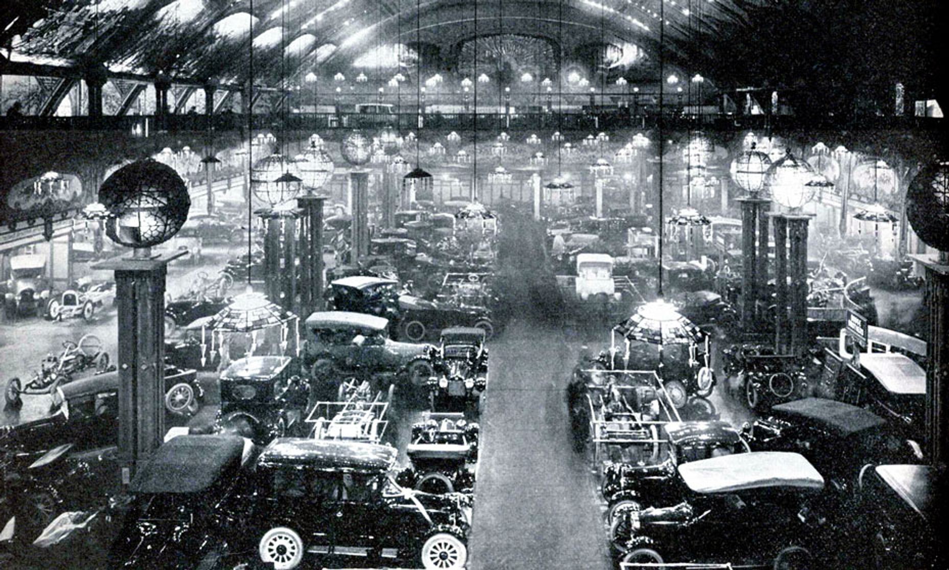 Salon samochodowy w Chicago (1917)