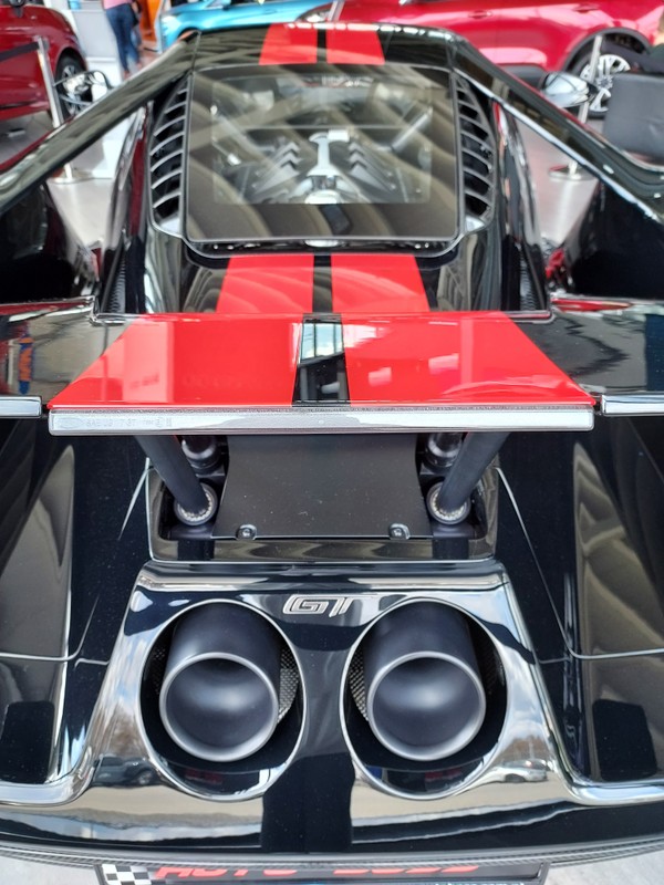 Ford GT