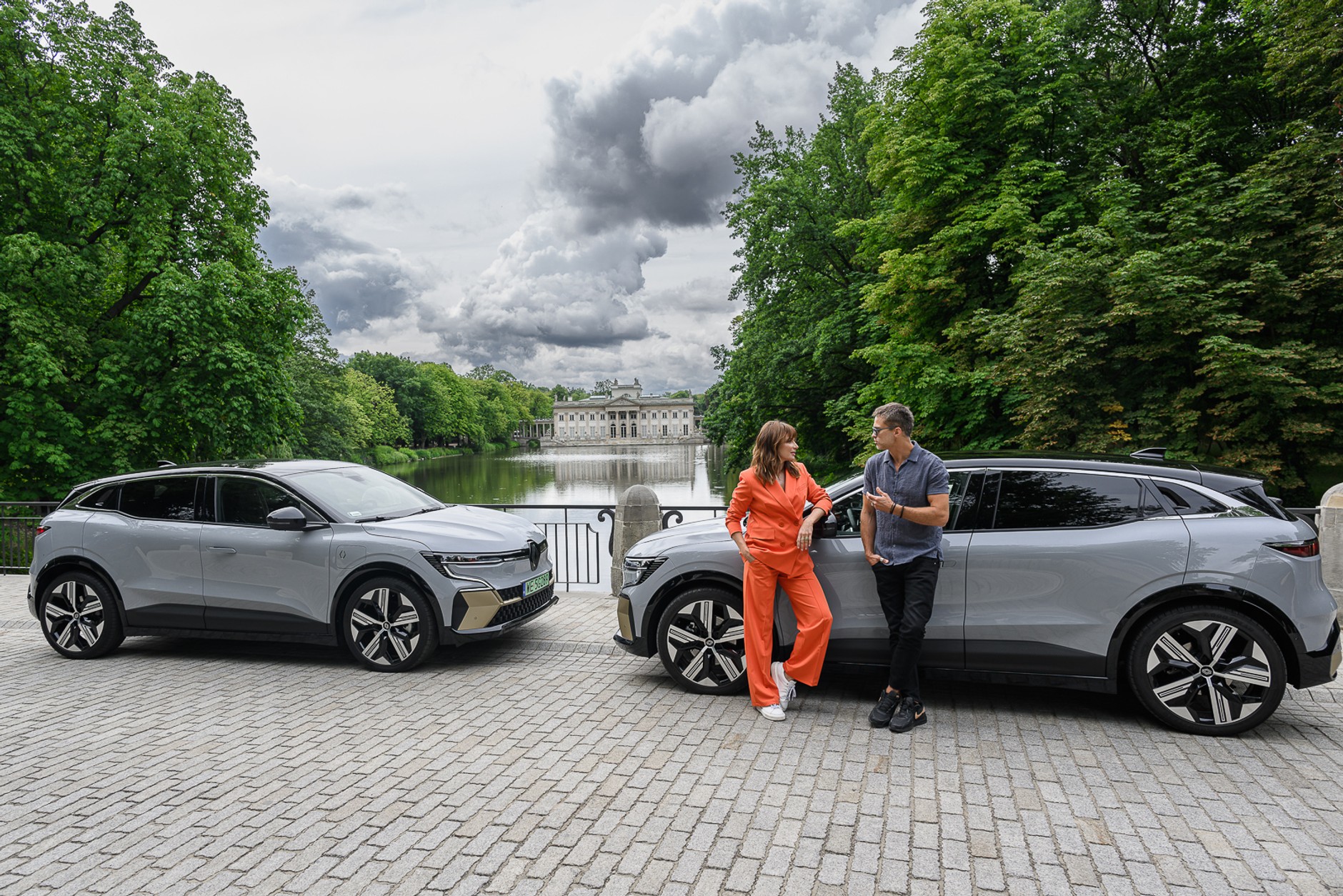 Anna Dereszowska i Maciej Zakościelny będą jeździć Megane E-Tech