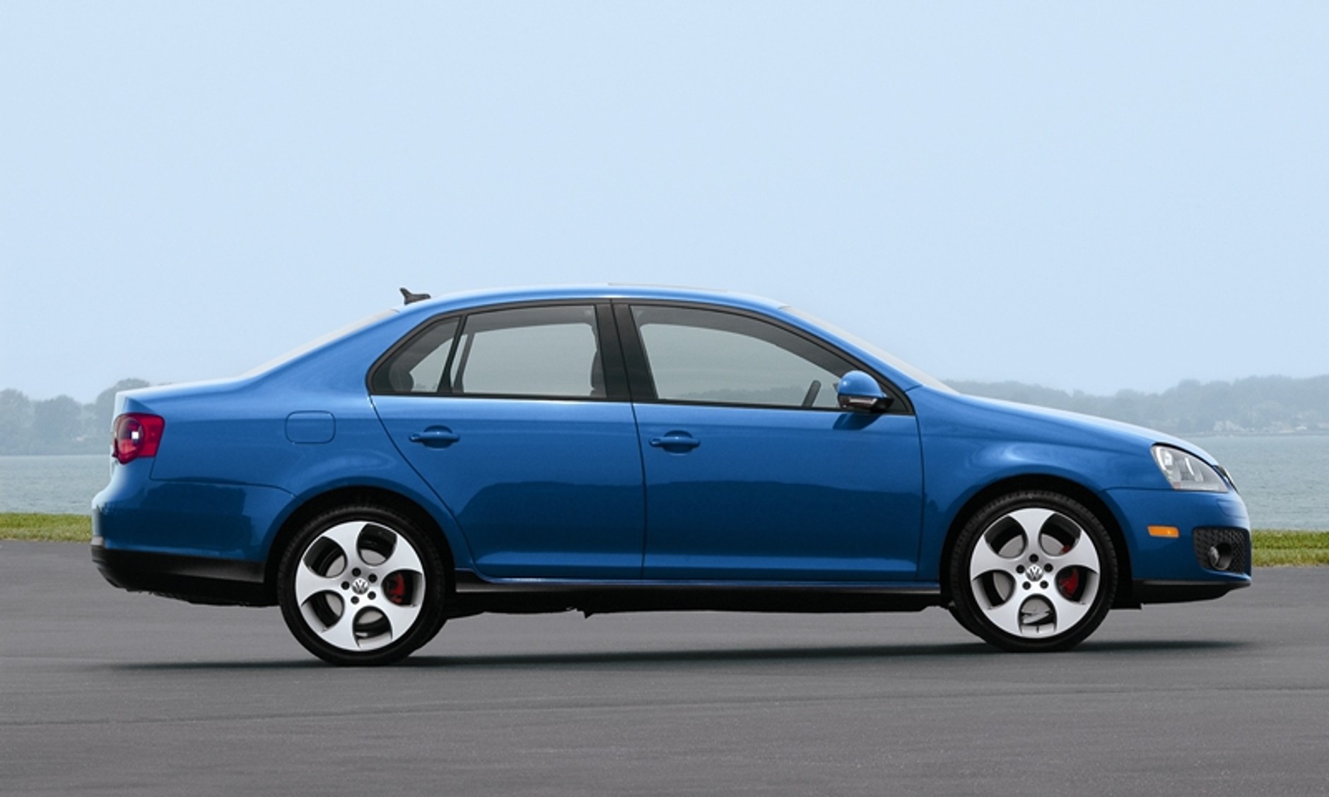 Volkswagen GLI – GTI sedan