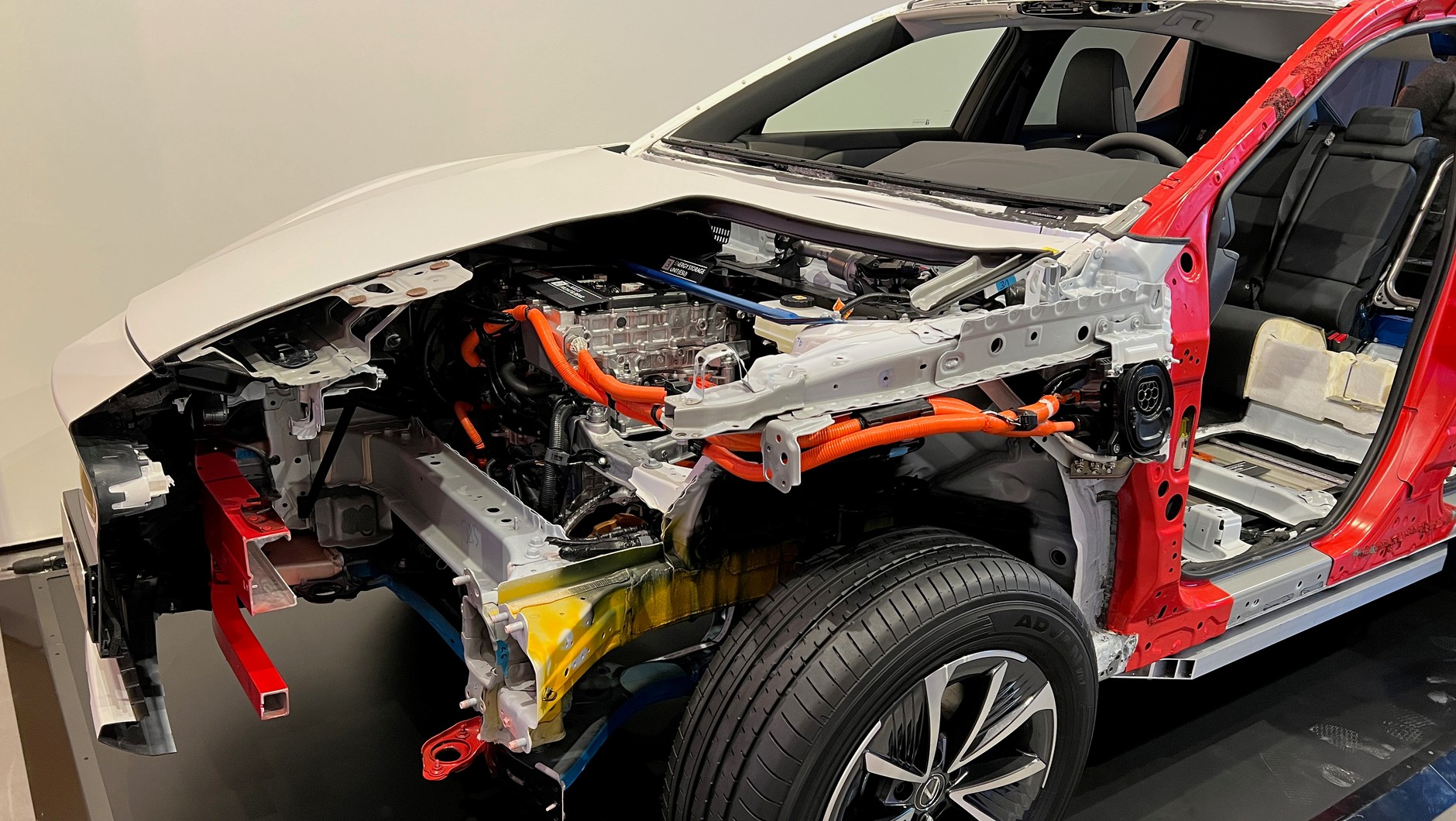 Lexus RZ 450e 2023