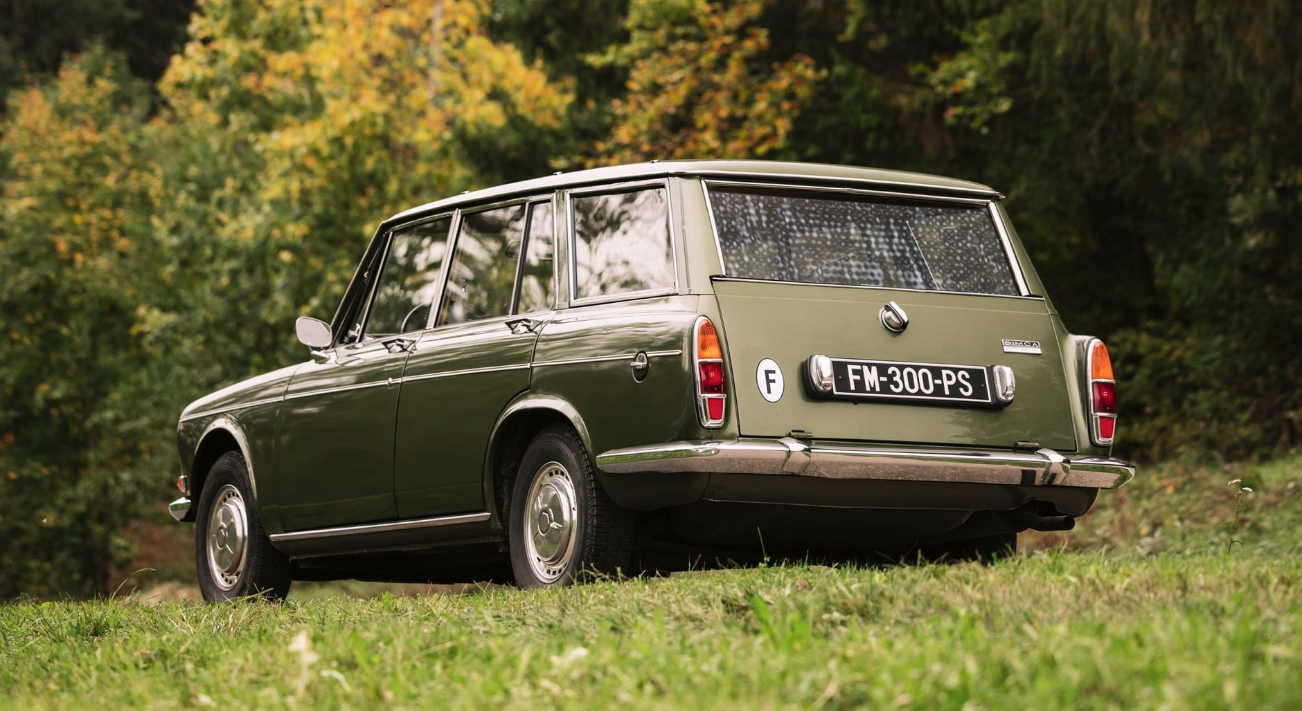 Simca 1300/1500 - wyrafinowany styl dla każdego